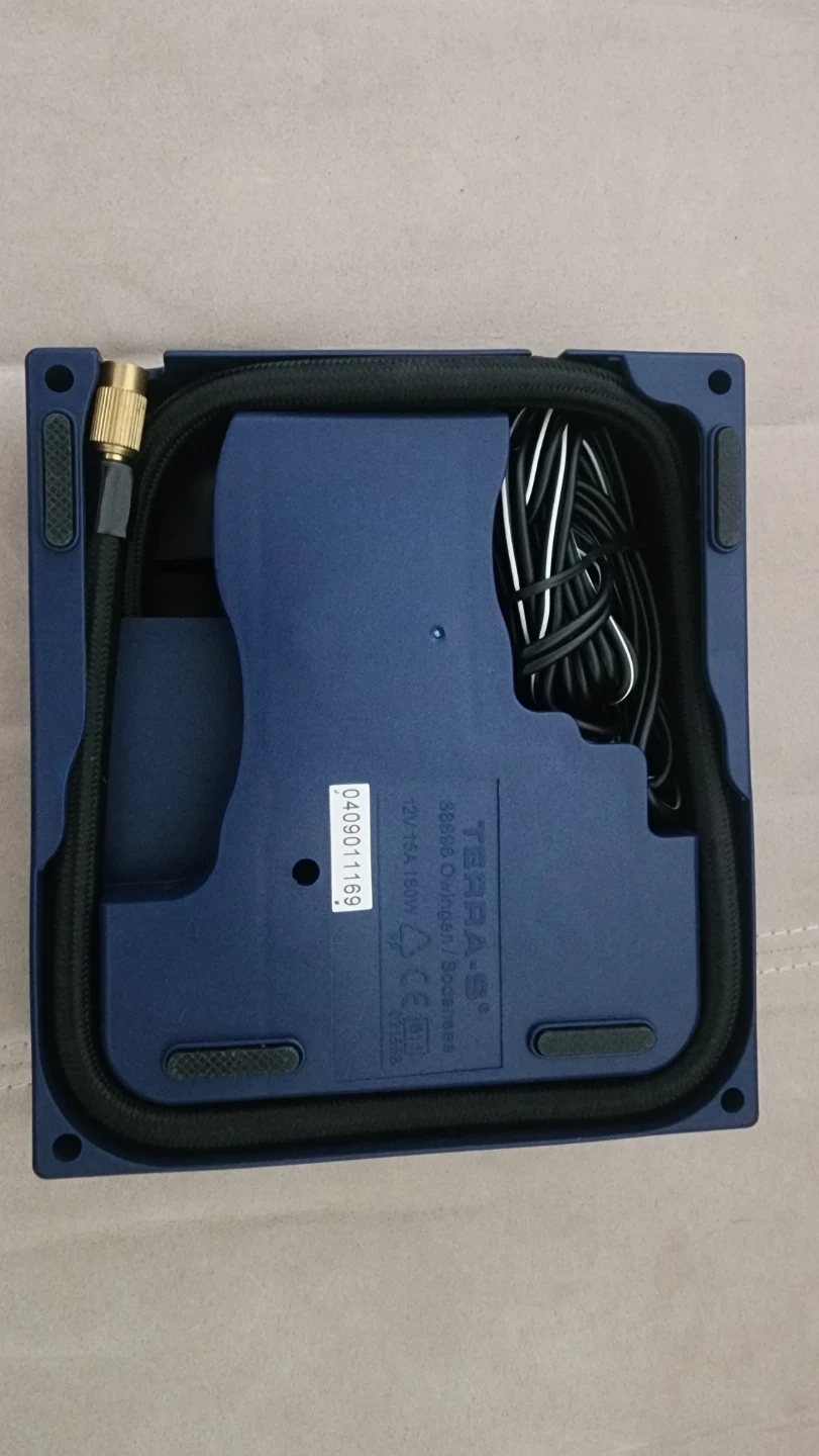 Terra-S 12V Tire Inflator Compressor - photo 2