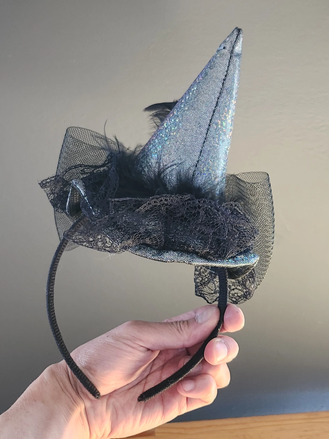 Mini Witch Hat Headband with Feathers and Lace - photo 5