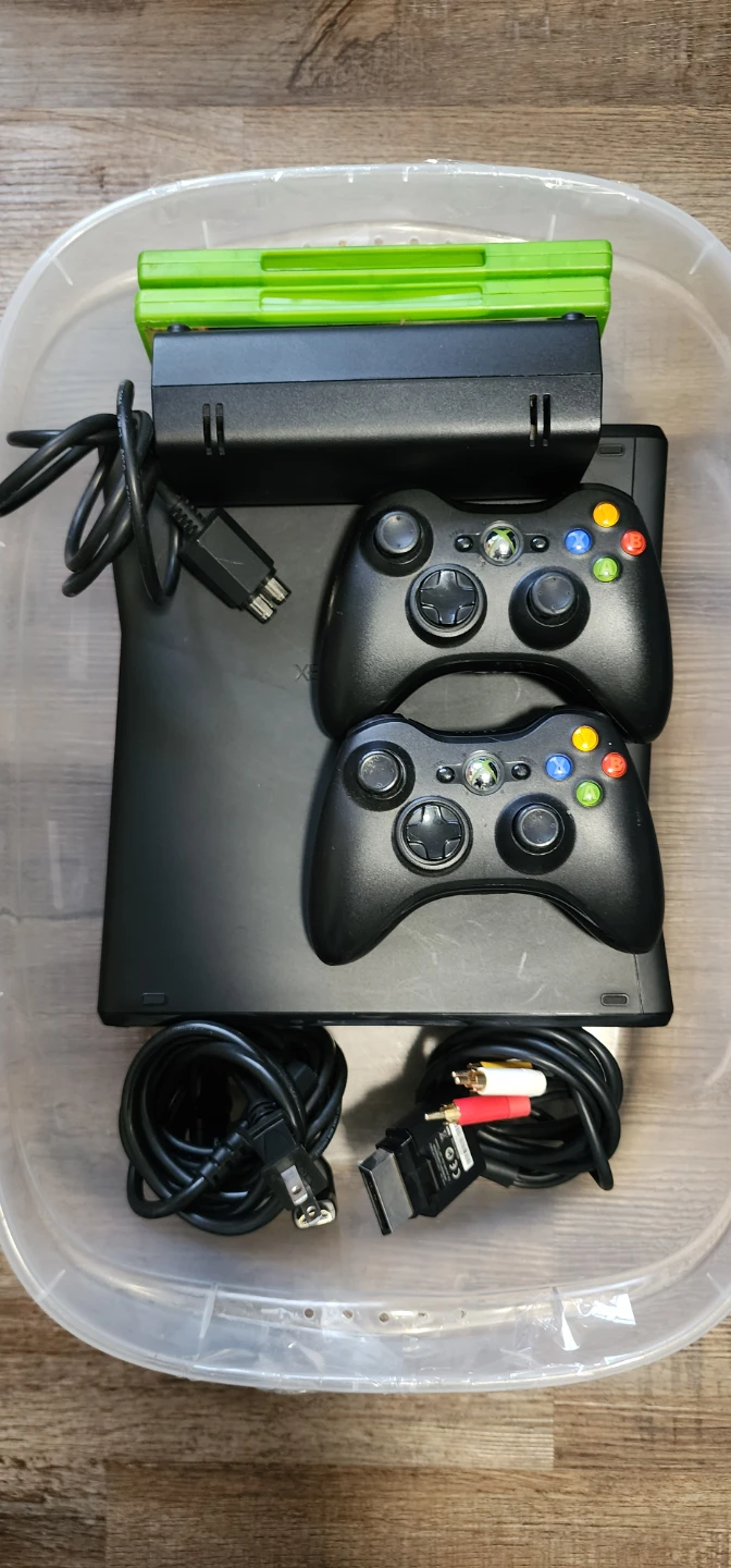 Xbox 360 Console with 3 Controllers and 2 Games - photo 2
