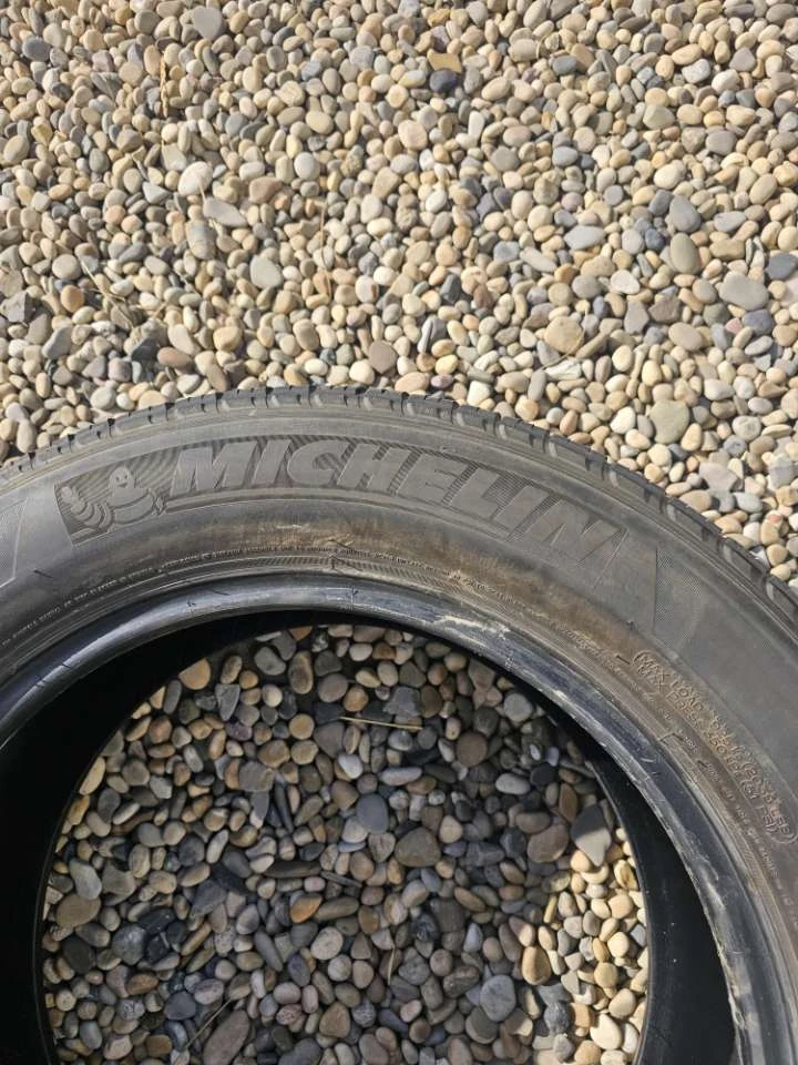 Michelin Latitude Tour 245/60R18 Tire - photo 3