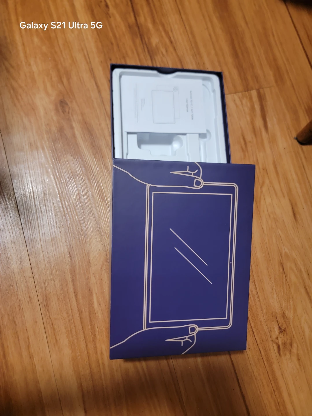 Tablet with Keyboard and Mouse