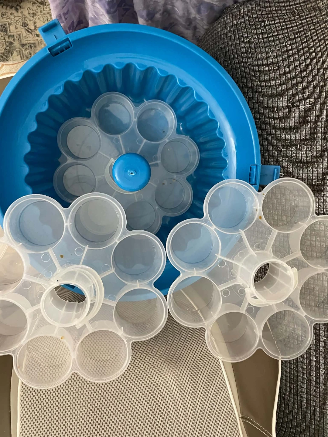 Blue Plastic Cupcake Carrier - photo 5
