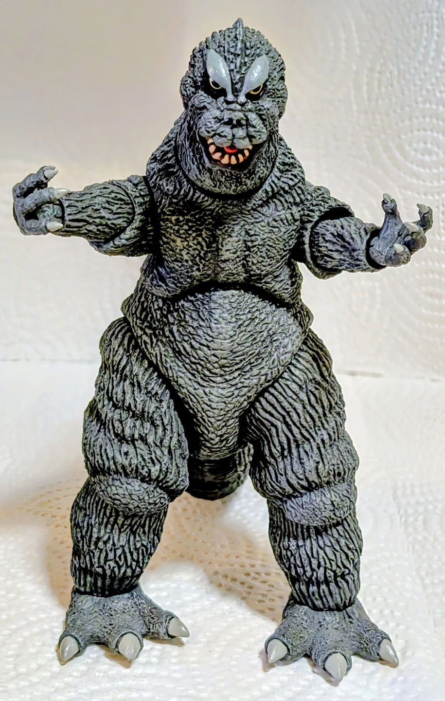Godzilla Bandai S.H. MonsterArts  1962 Action Figure - photo 2