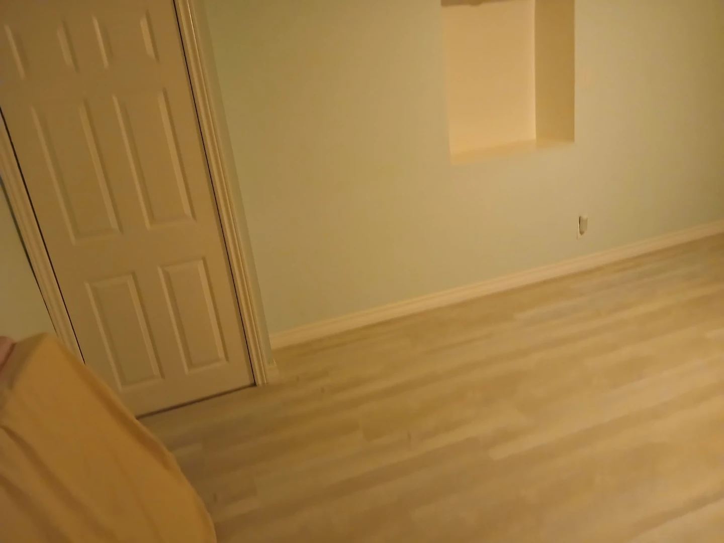 1 room 1 washroom and shower
