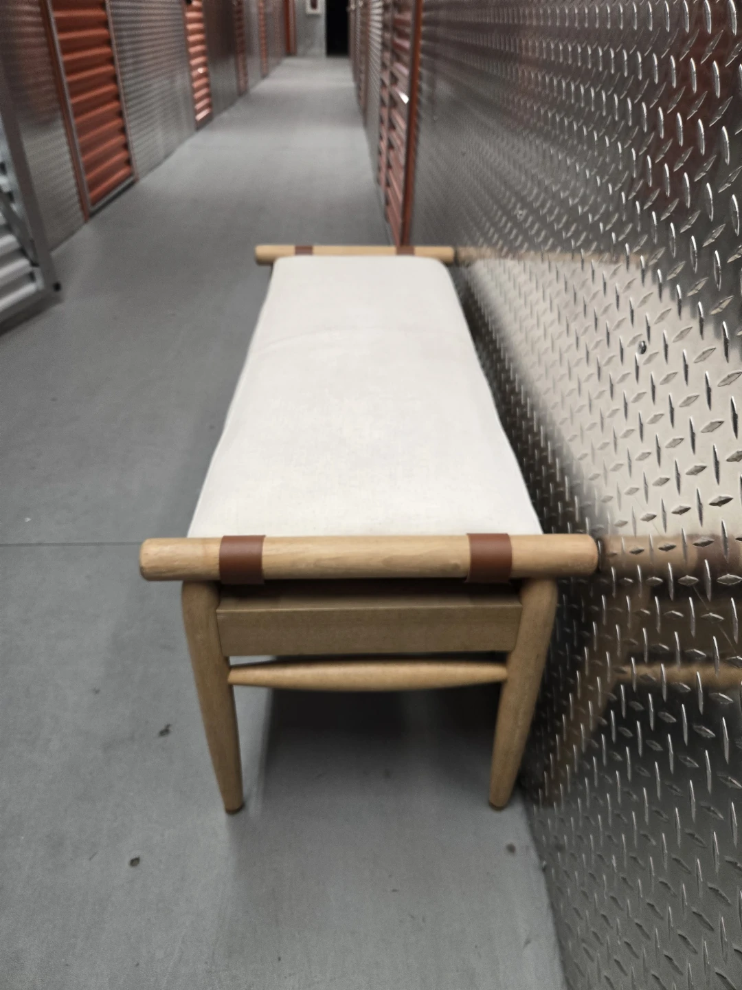Target Modern Entryway Bench - photo 4