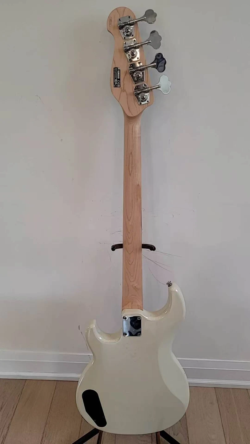 Yamaha Broadbass 4-String Electric Bass Guitar - photo 4