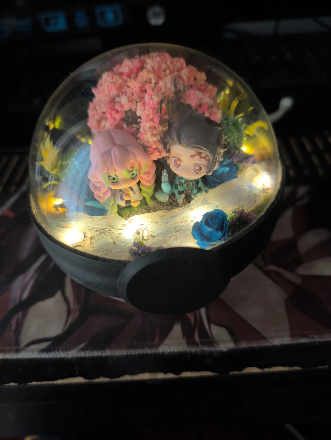 Demon Slayer Diorama LED Pokeball - photo 2