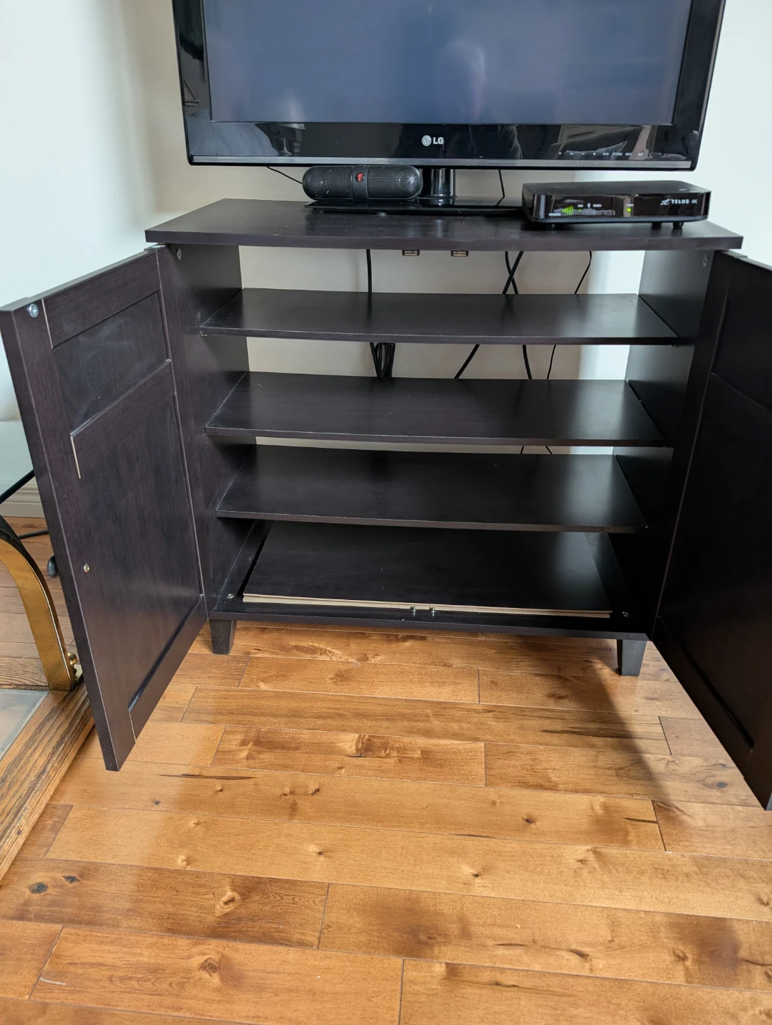Small compact stand. - photo 2