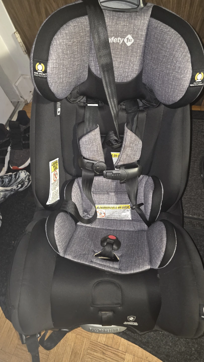 Car seat - photo 2