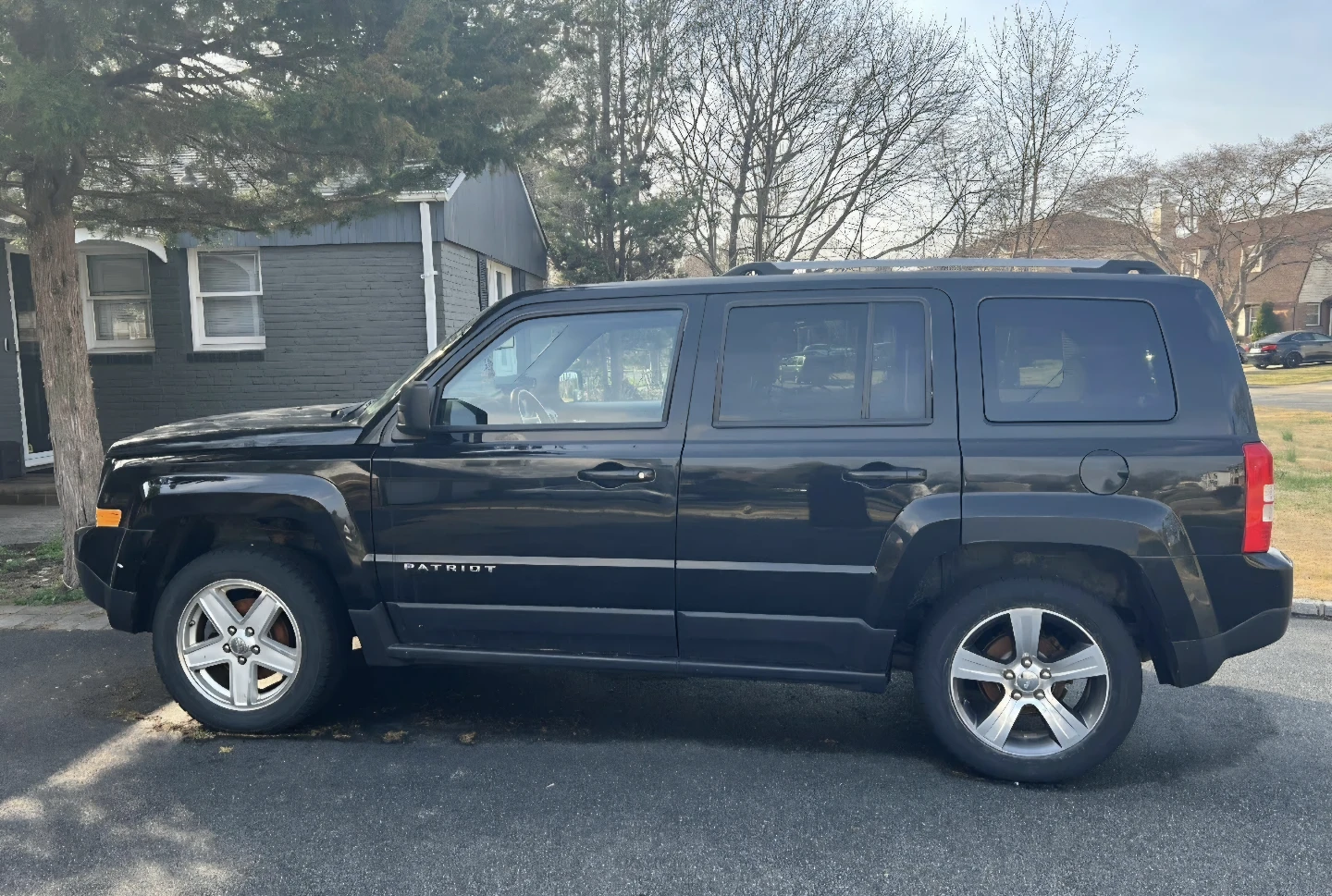 Jeep Patriot SUV - photo 3