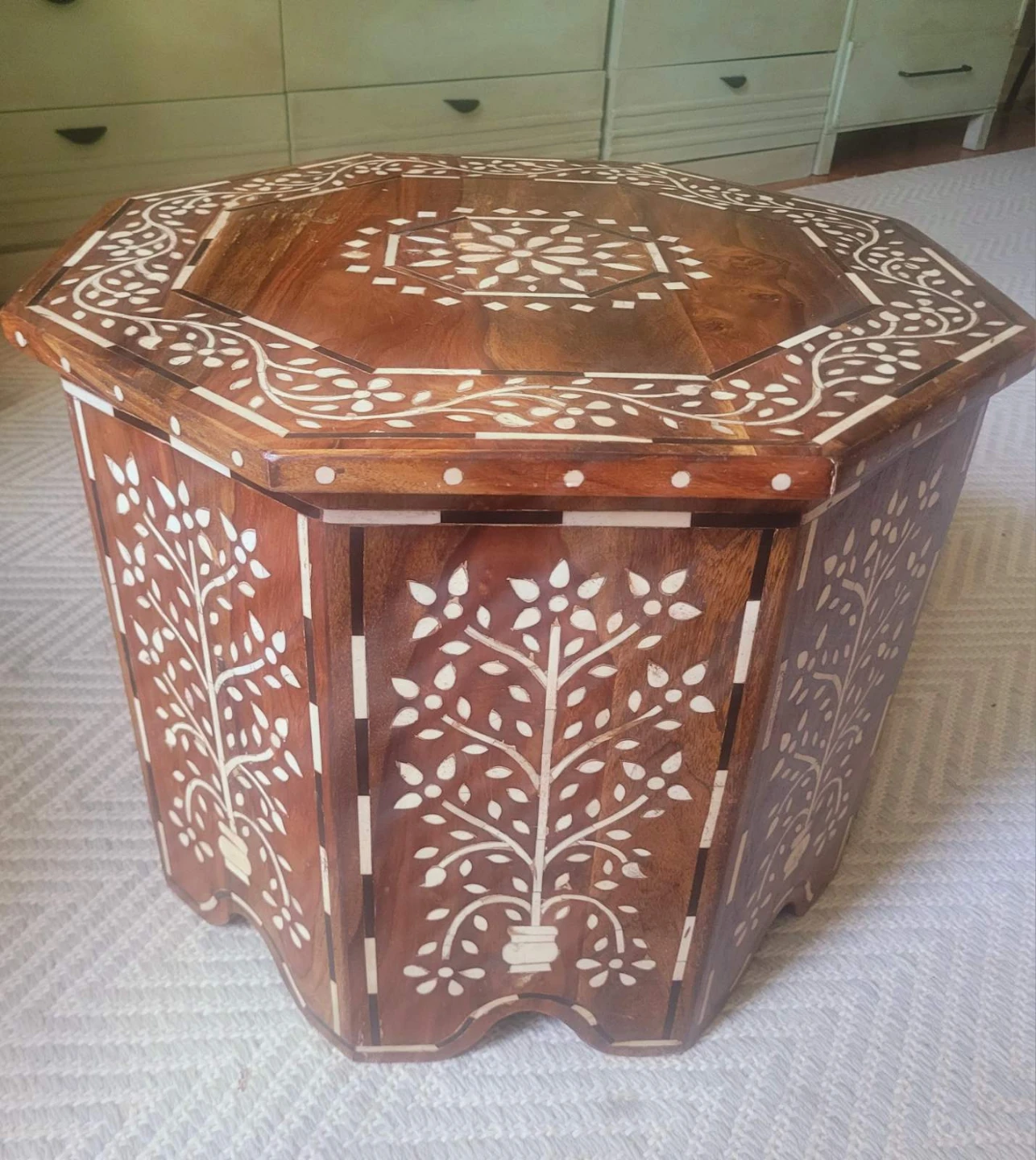 Vintage Anglo Indian Bone Inlay Octagonal Side Table - photo 3