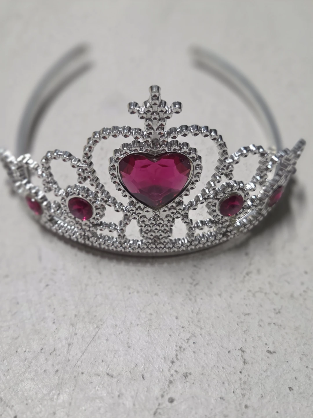 Heart-Shaped Gem Tiara - photo 3