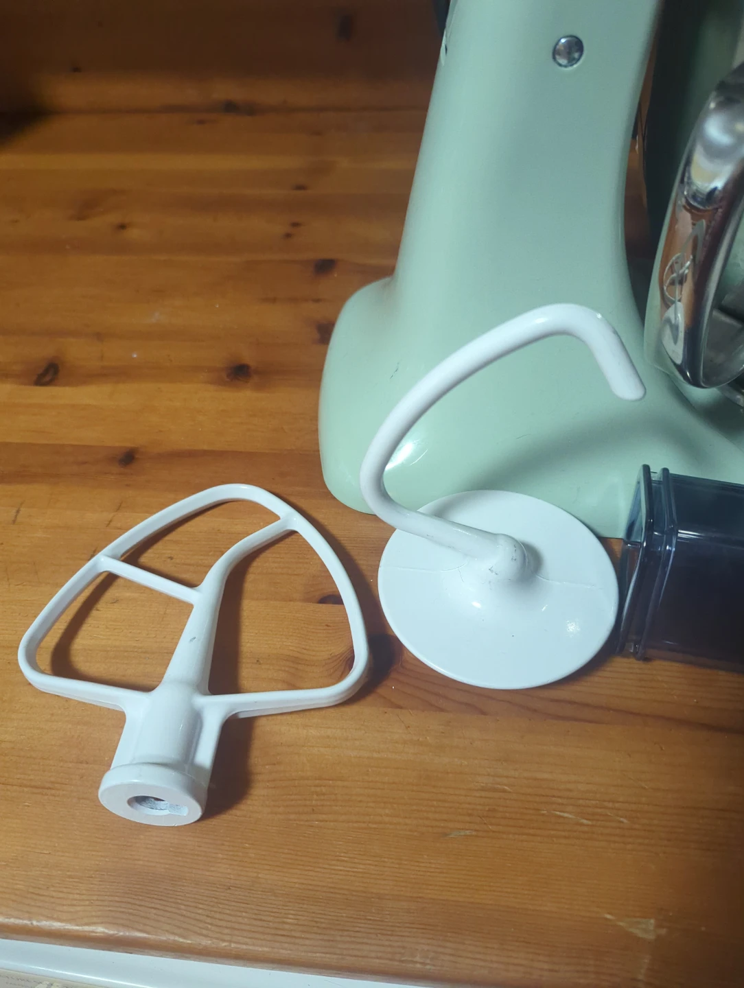 KitchenAid Artisan Stand Mixer - photo 4
