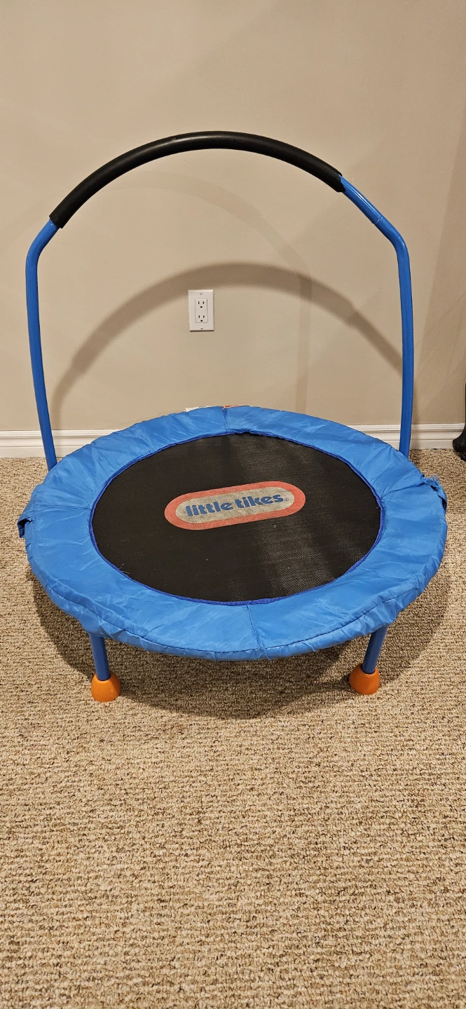 Little Tikes 3 Foot Kids Trampoline