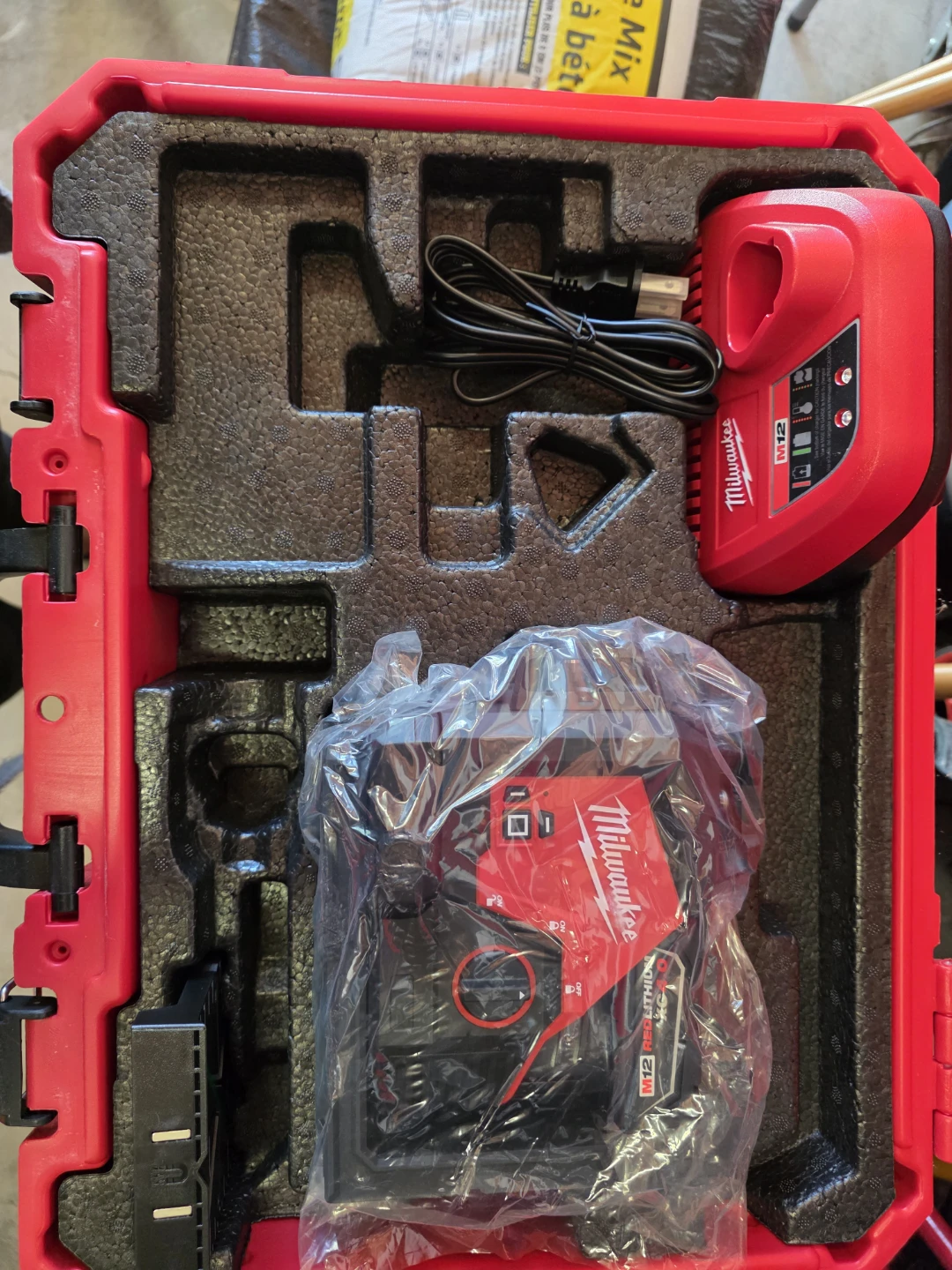 Milwaukee M12 Laser Kit