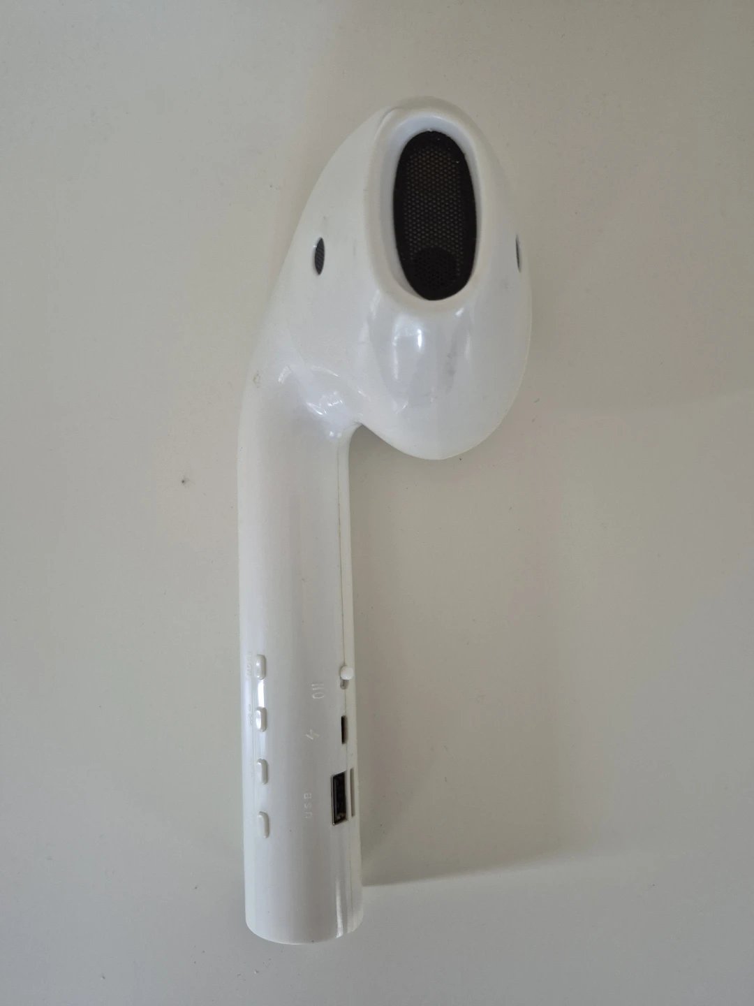 Earbud-Shaped Bluetooth Speaker - photo 2