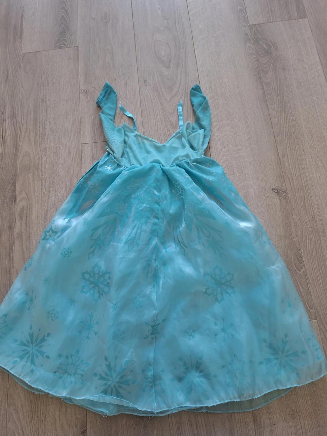 Disney Store Frozen Elsa Costume - photo 2
