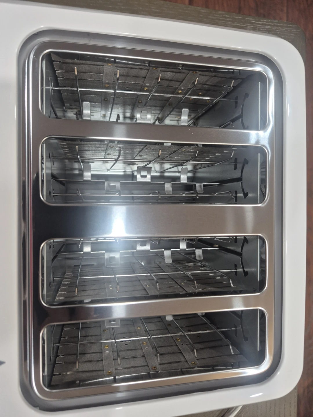 BRAND NEW Cuisinart Compact 4-Slice Toaster - photo 4