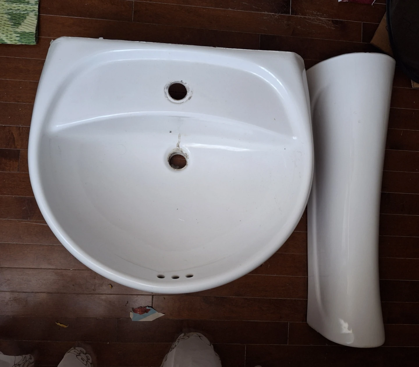 White Pedestal Bathroom Sink