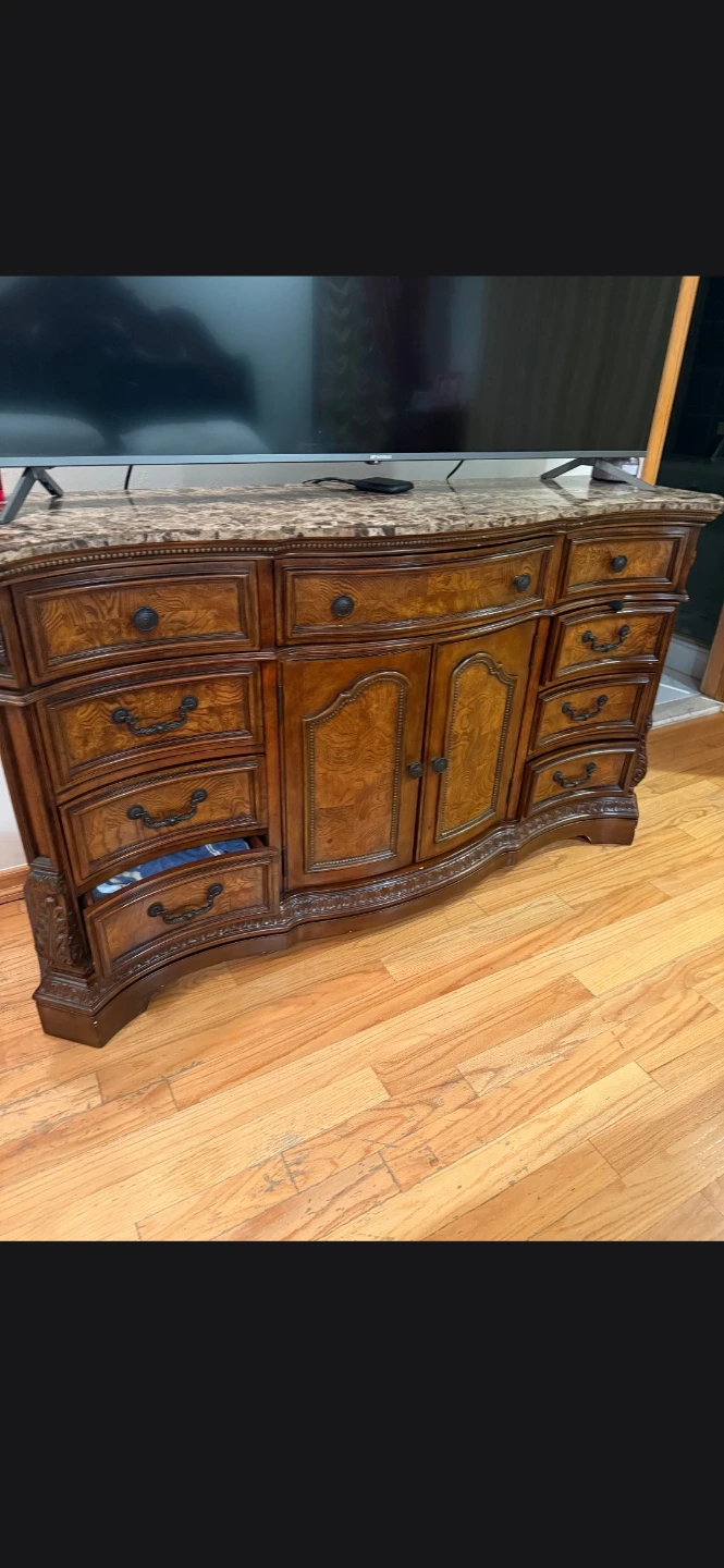 Ornate Wooden Bedroom Dresser and Nightstand Set - photo 2
