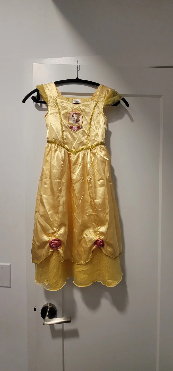Assorted Adults and children costumes. - photo 3