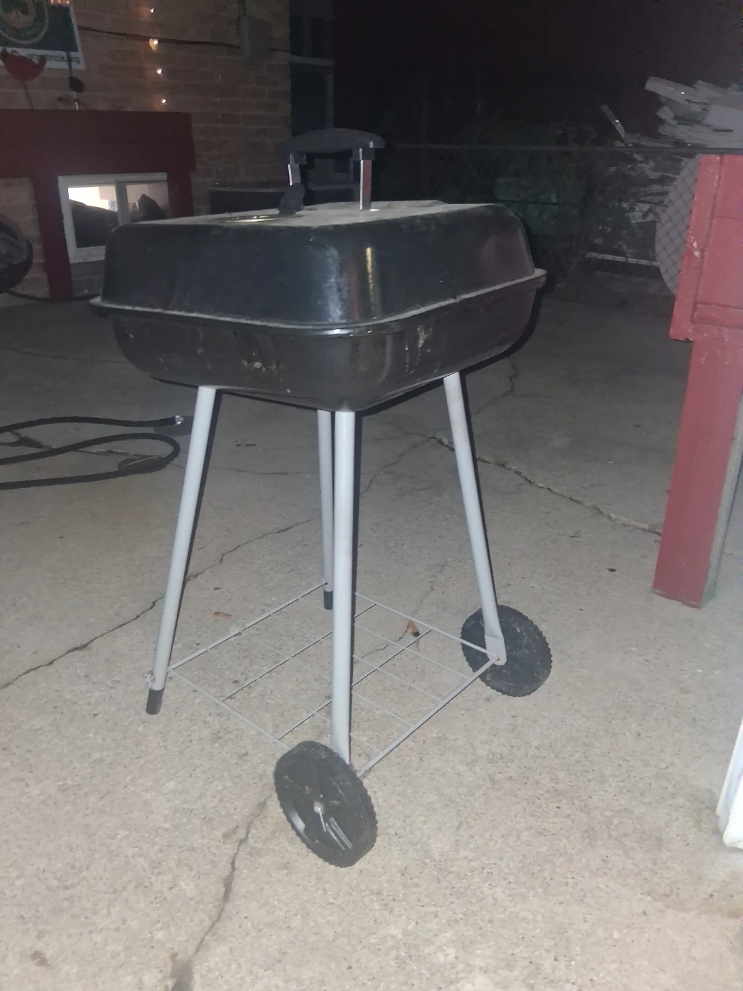 1 Portable Charcoal Grill & 1 Bag of Charcoal