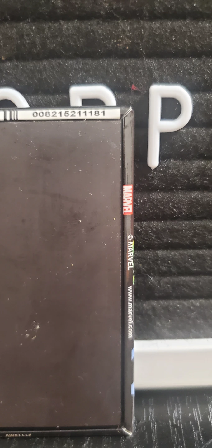 Marvel Hulk and Iron Man Magnet - photo 5