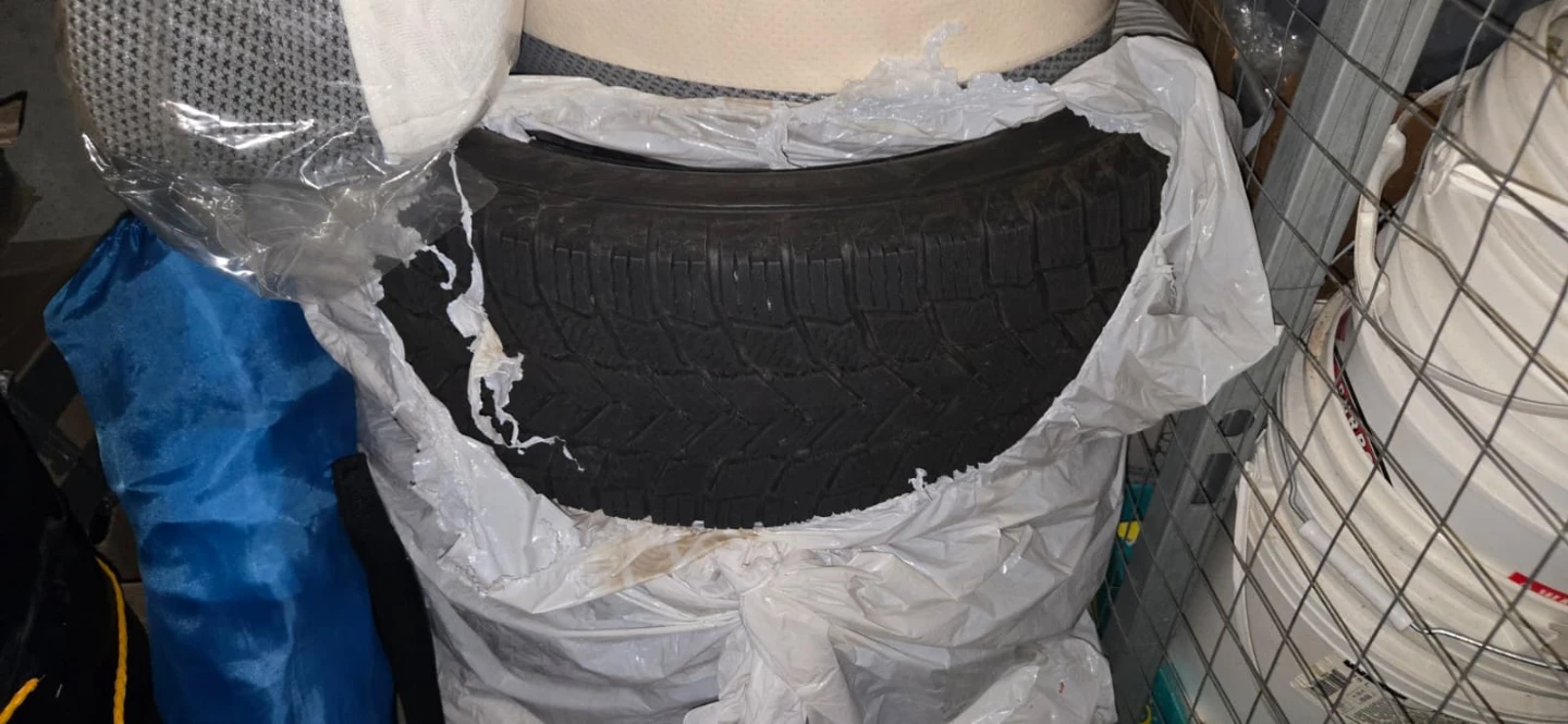 Set of 4 Michelin Winter Tires - photo 4