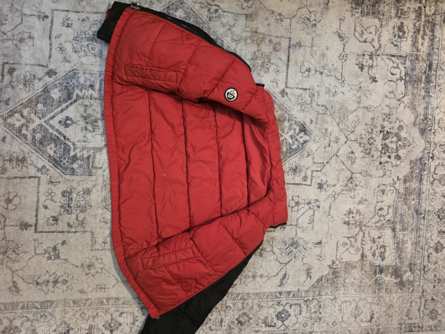 The North Face Reversible Jacket (Black and Red) - photo 2