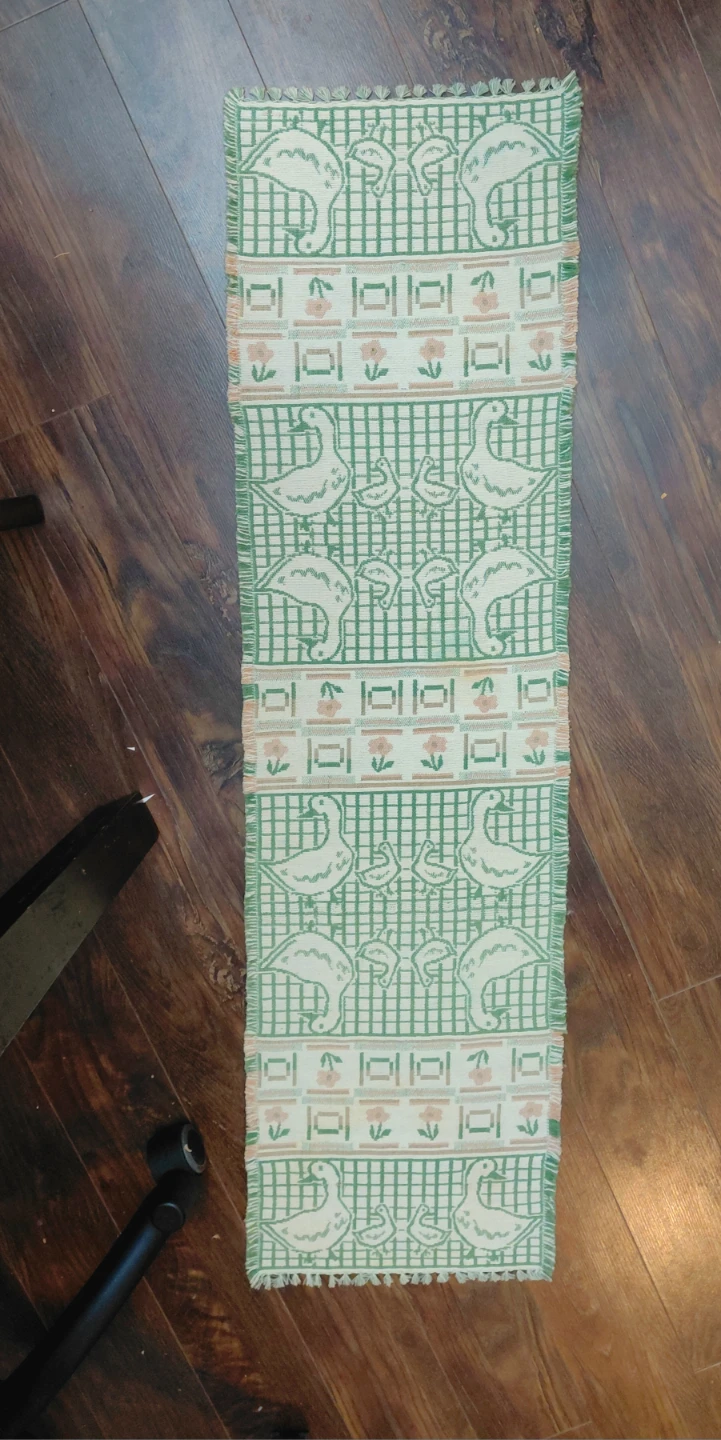 Vintage Goose Pattern Table Runner - photo 2