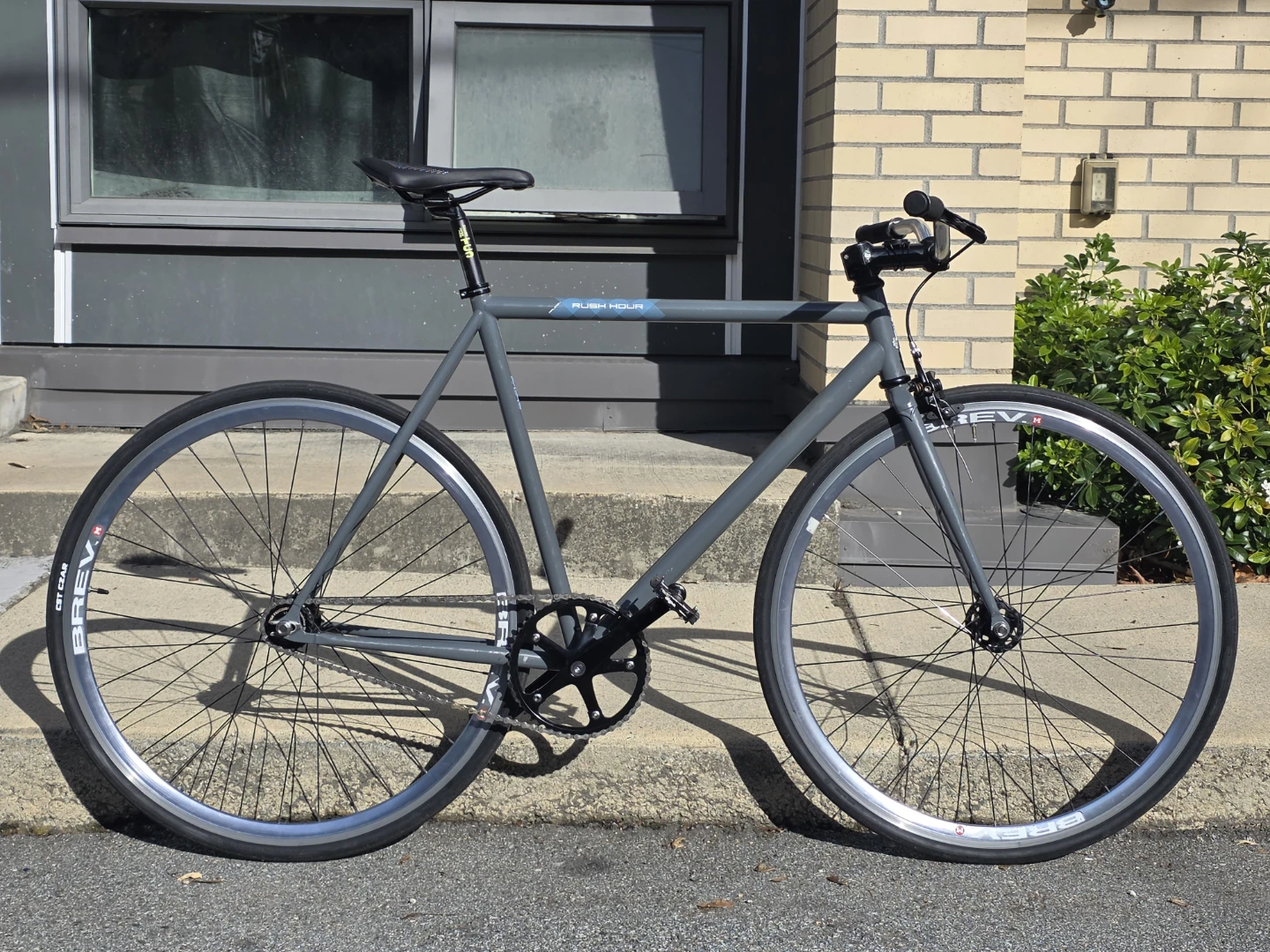 Raleigh Rush Fixed Gear/Track Bike
