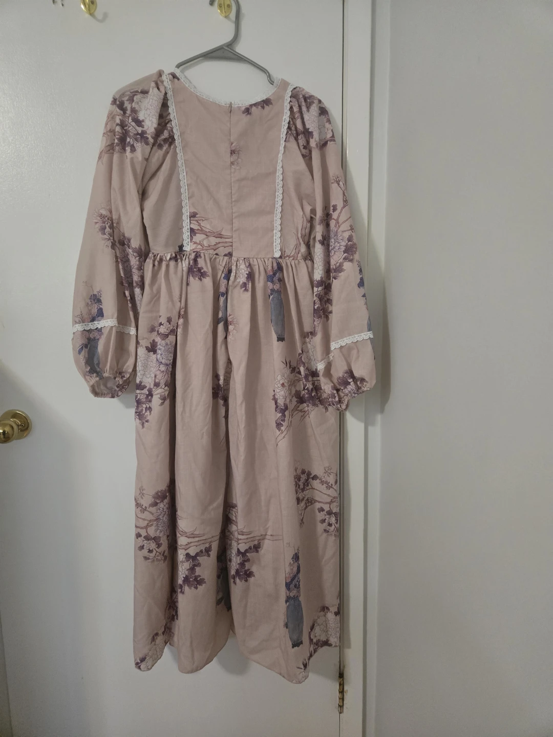 Vintage-style Floral Print Long Sleeve Dress - photo 2