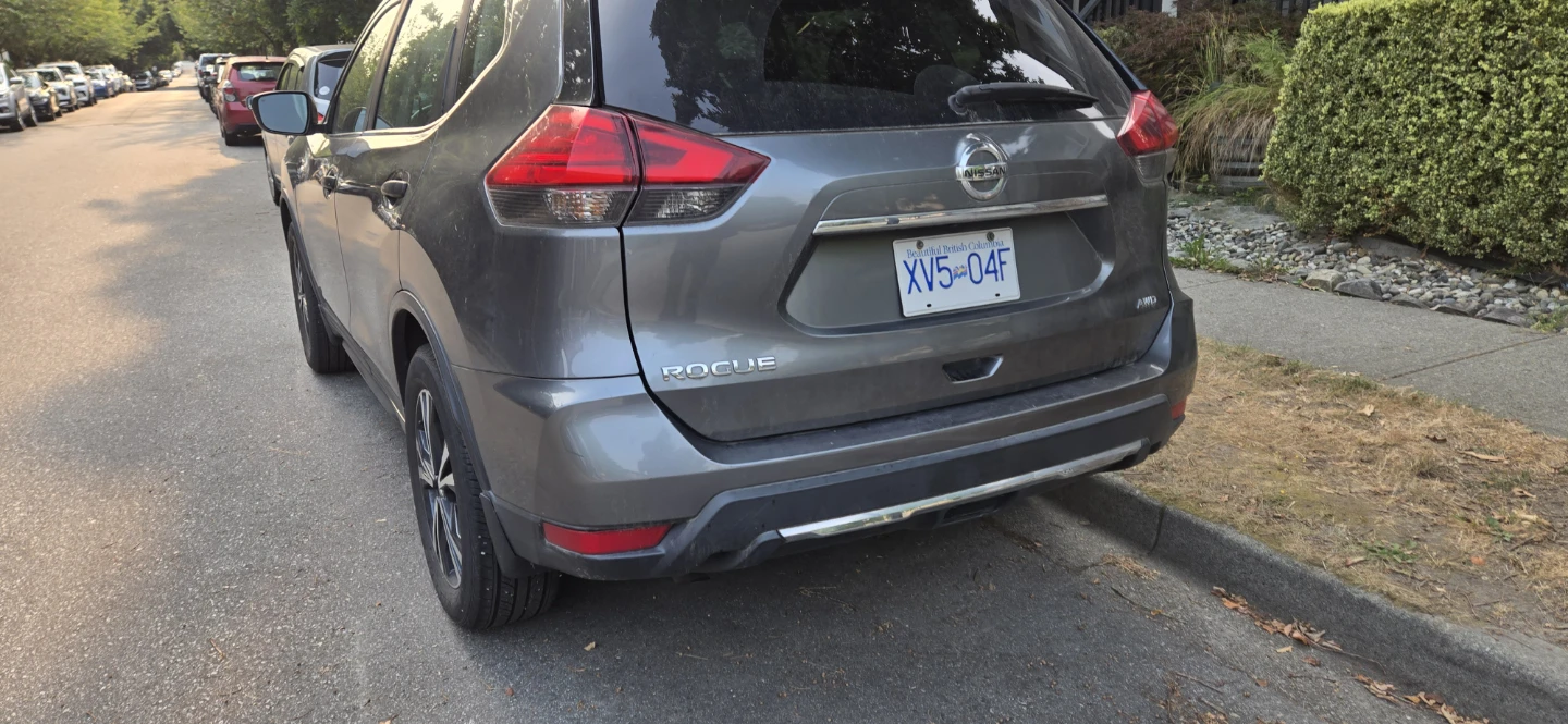 Nissan Rogue AWD - photo 4