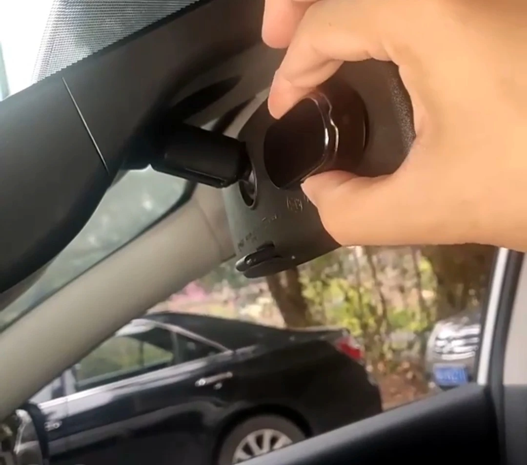 Solar Powered LED Car Security Warning Light - photo 5