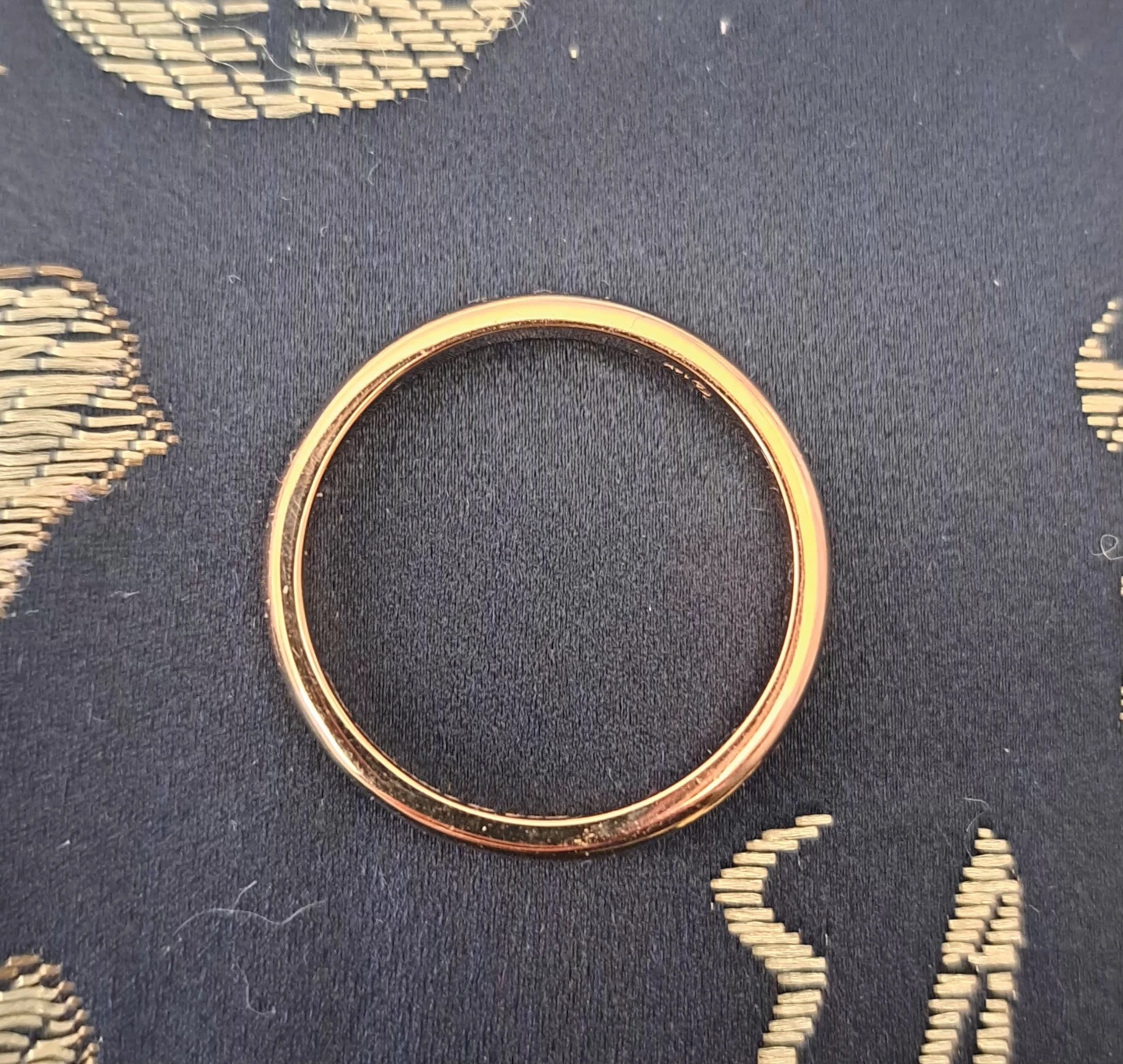 14K Gold Curve Band Ring