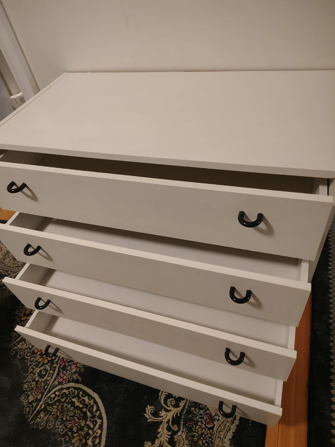 White 4-Drawer Dresser - photo 4