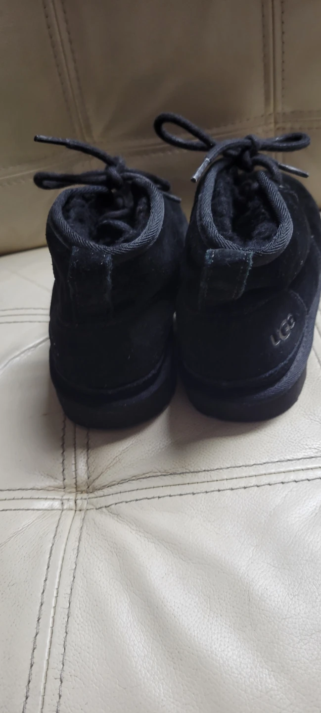 UGG Neumel Boots Black sz 3 kids / women  5 - photo 4