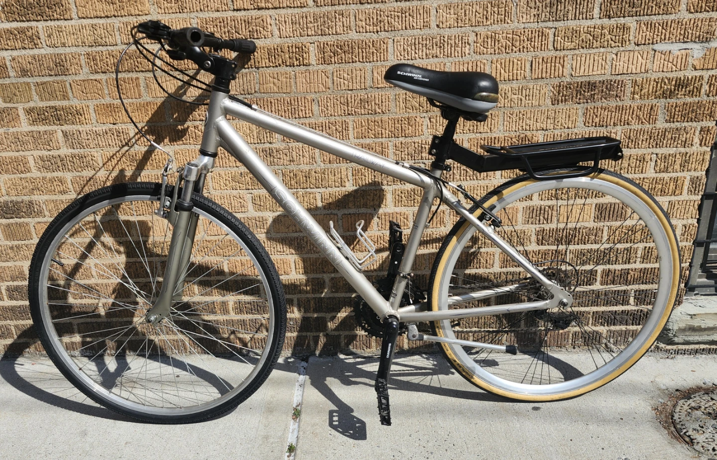 Schwinn Trail Way 27" Bike 21 Speed Front Suspension