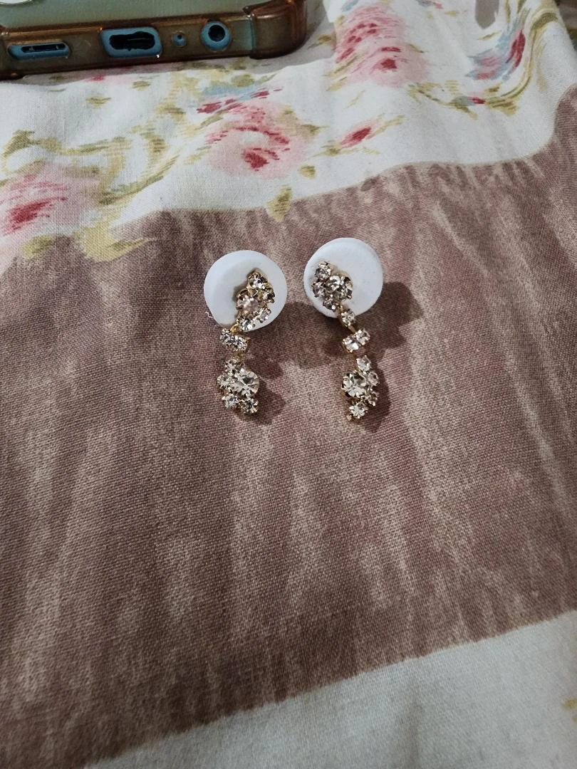 Dangle Rhinestone Earrings