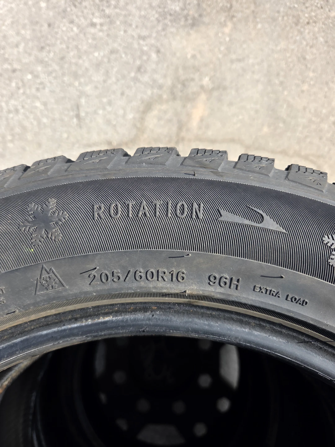 Blacklion W506 Winter Tires 205/60R16 - photo 2