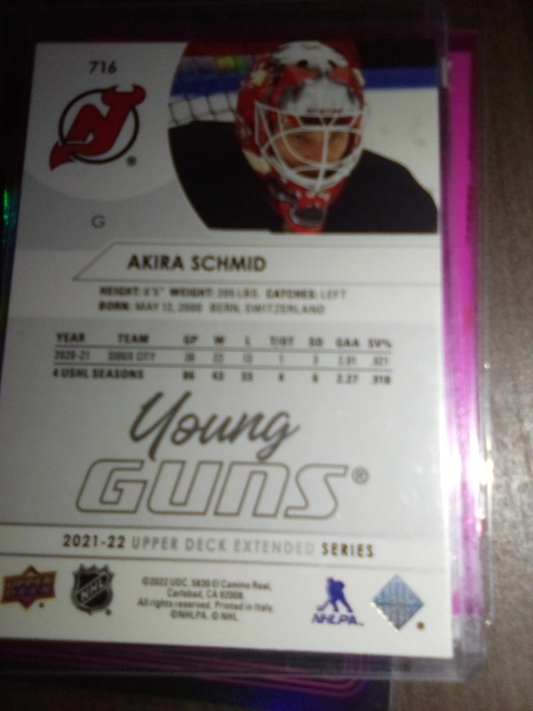 Akira Schmid 2021-22 Upper Deck Young Guns Rookie Card - photo 2