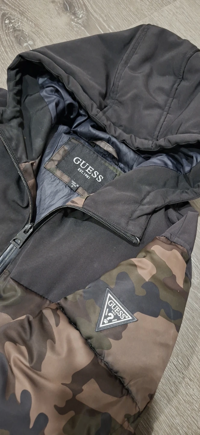 Guess Camo Puffer Jacket - Small - photo 3