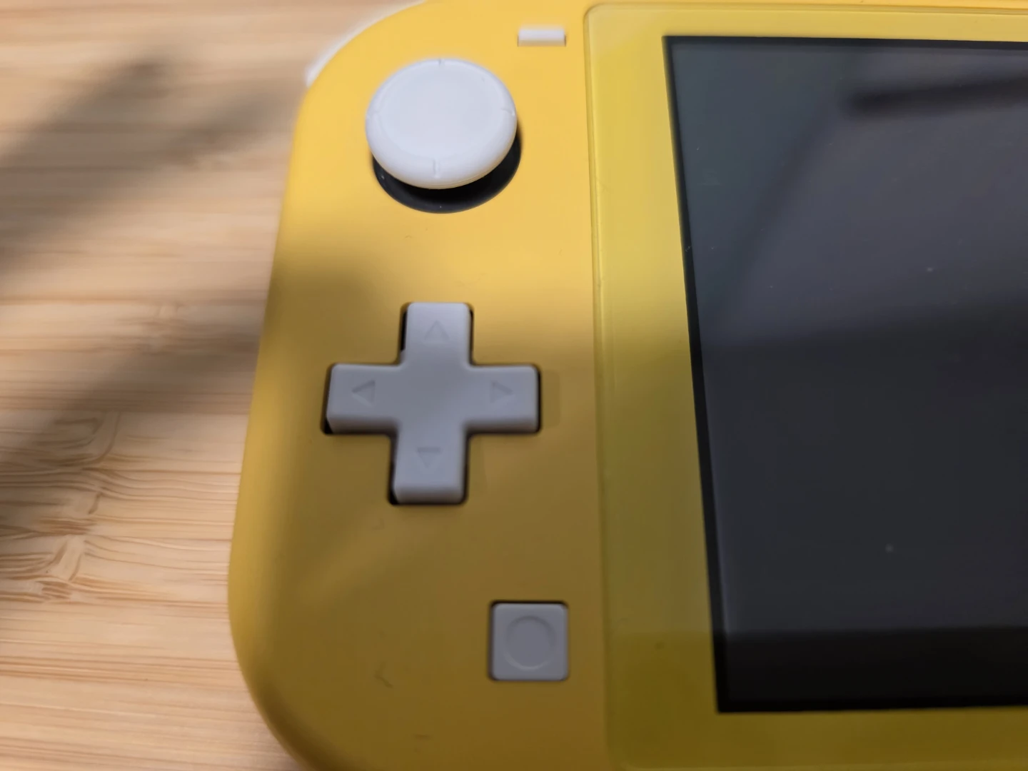 Nintendo Switch Lite (Yellow) — Like New, 128GB microSD + Hard C - photo 5