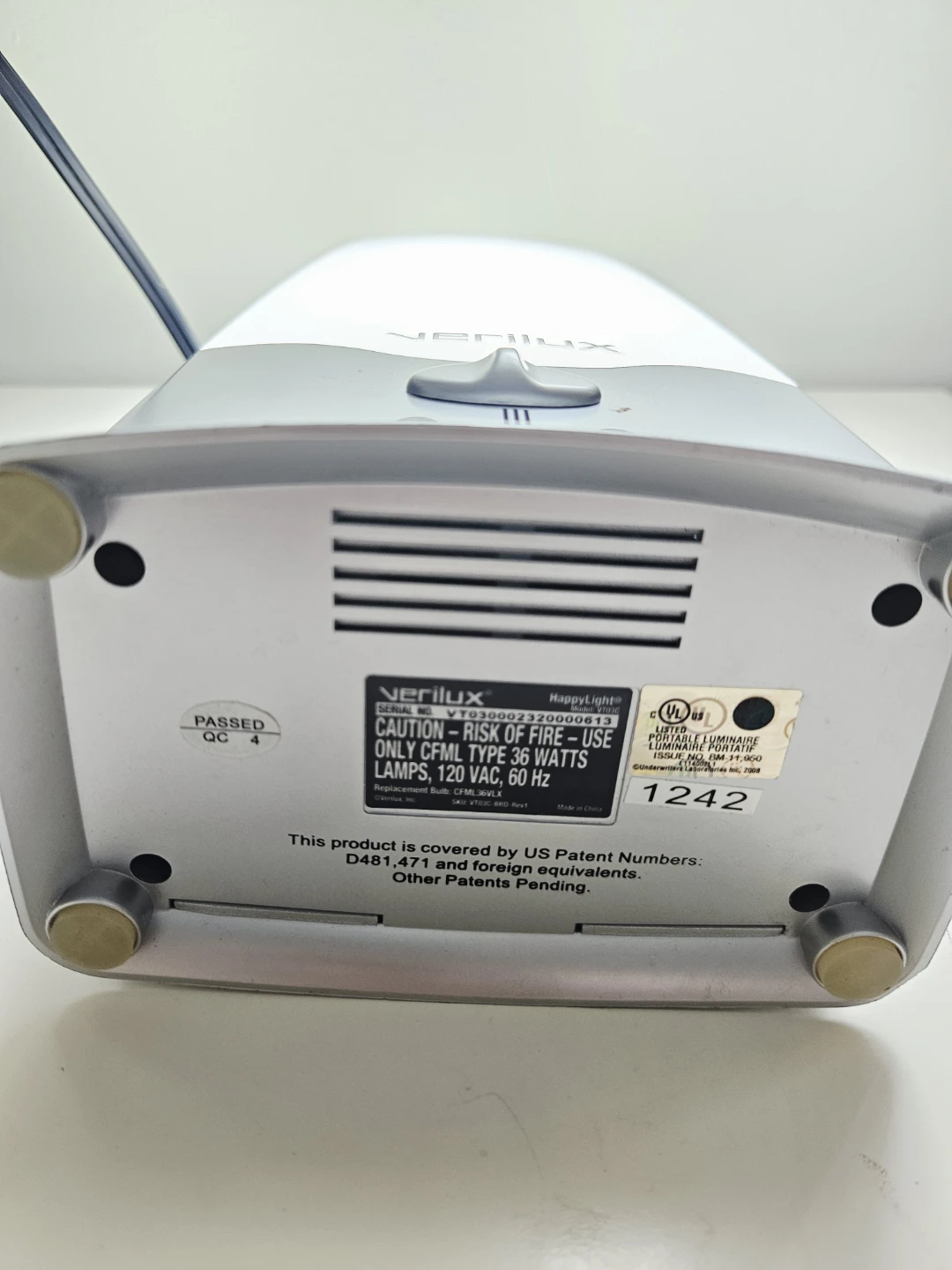 Verilux HappyLight VT03C Therapy Lamp - photo 3