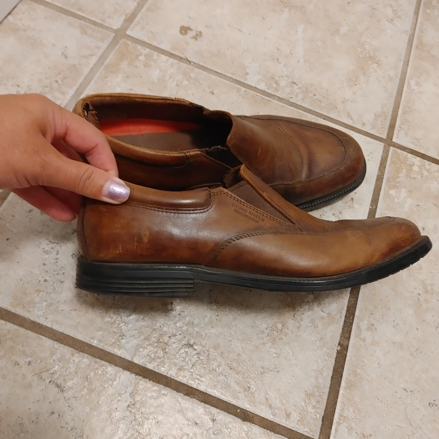 Men's Waterproof Slip-On Shoes size 9