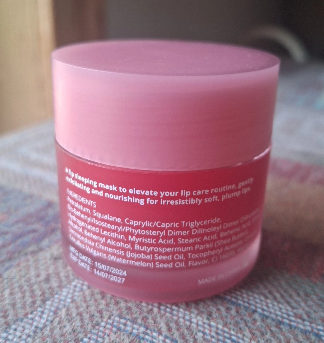 Voguenow Lushy Lip Sleeping Mask - photo 2