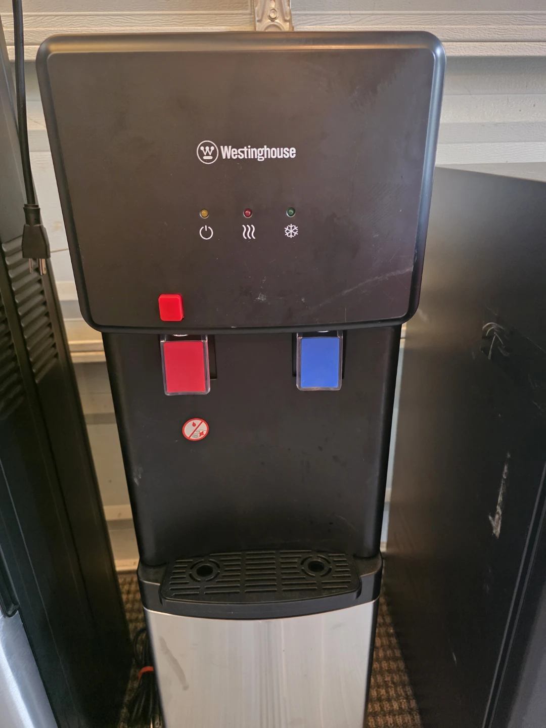 Westinghouse Water Dispenser