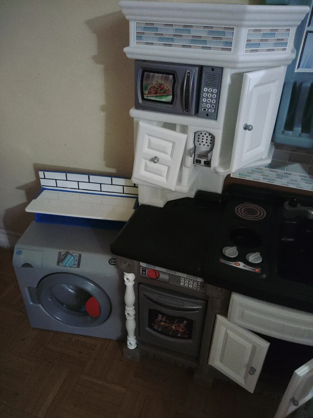 Step2 Play Kitchen and Laundry Set - photo 3