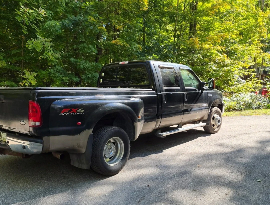 2006 Ford F-350 - photo 2