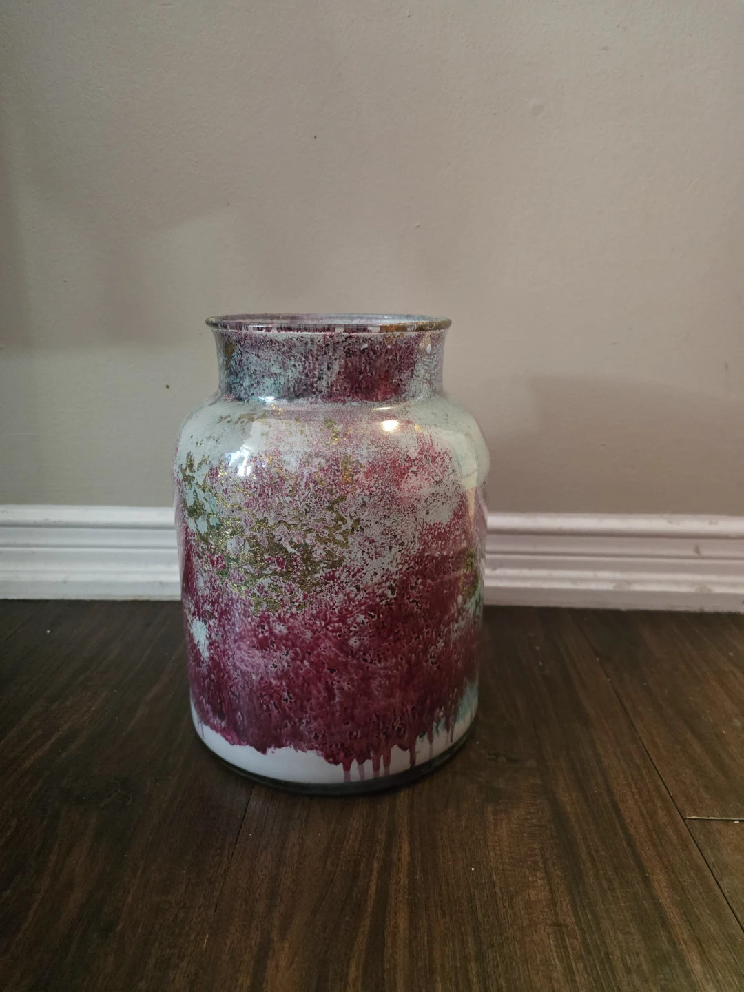 Elegant Modern Glass Vase with Gold Foil & Marble Effect